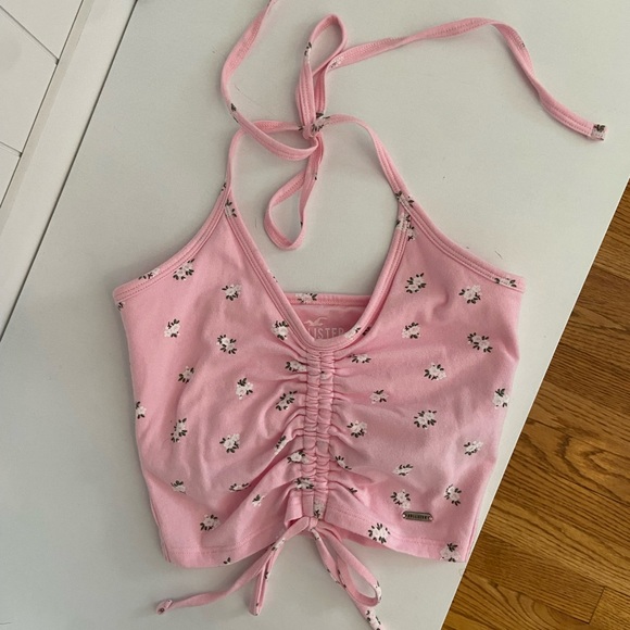 SOLD Baby Pink Hollister Must-Have Crop Halter, Size XS - Picture 2 of 6